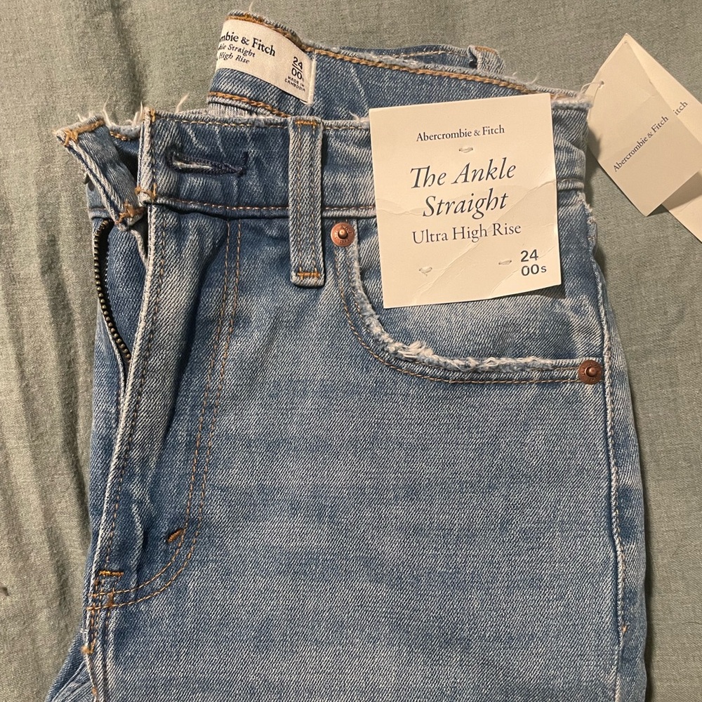 A&F Ultra High Rise Ankle Straight Jeans